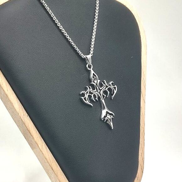 Stainless Steel Biker Style Cross Necklace Christian Valentines Birthday Gift - Picture 1 of 6